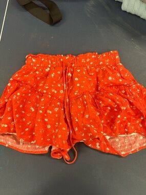 Gabband Kate Red Floral Summer Skort